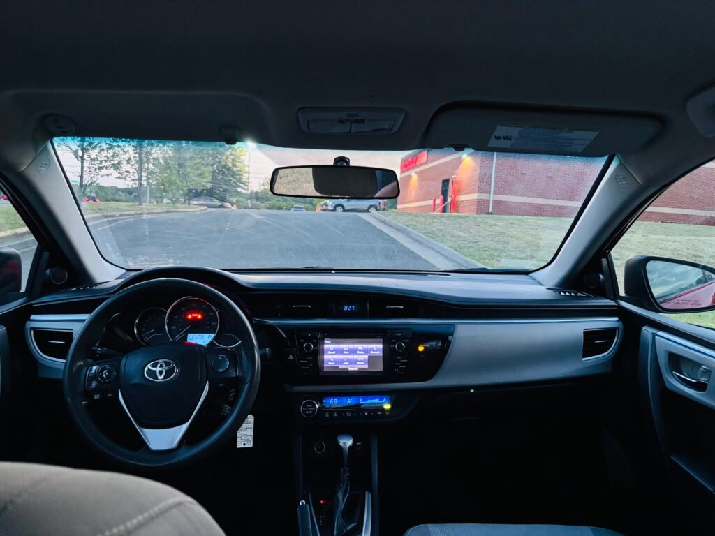 2015 Toyota Corolla LE
